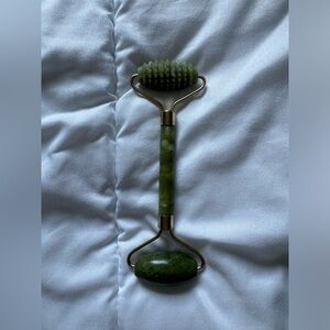 Jade Massaging Facial Roller Massager